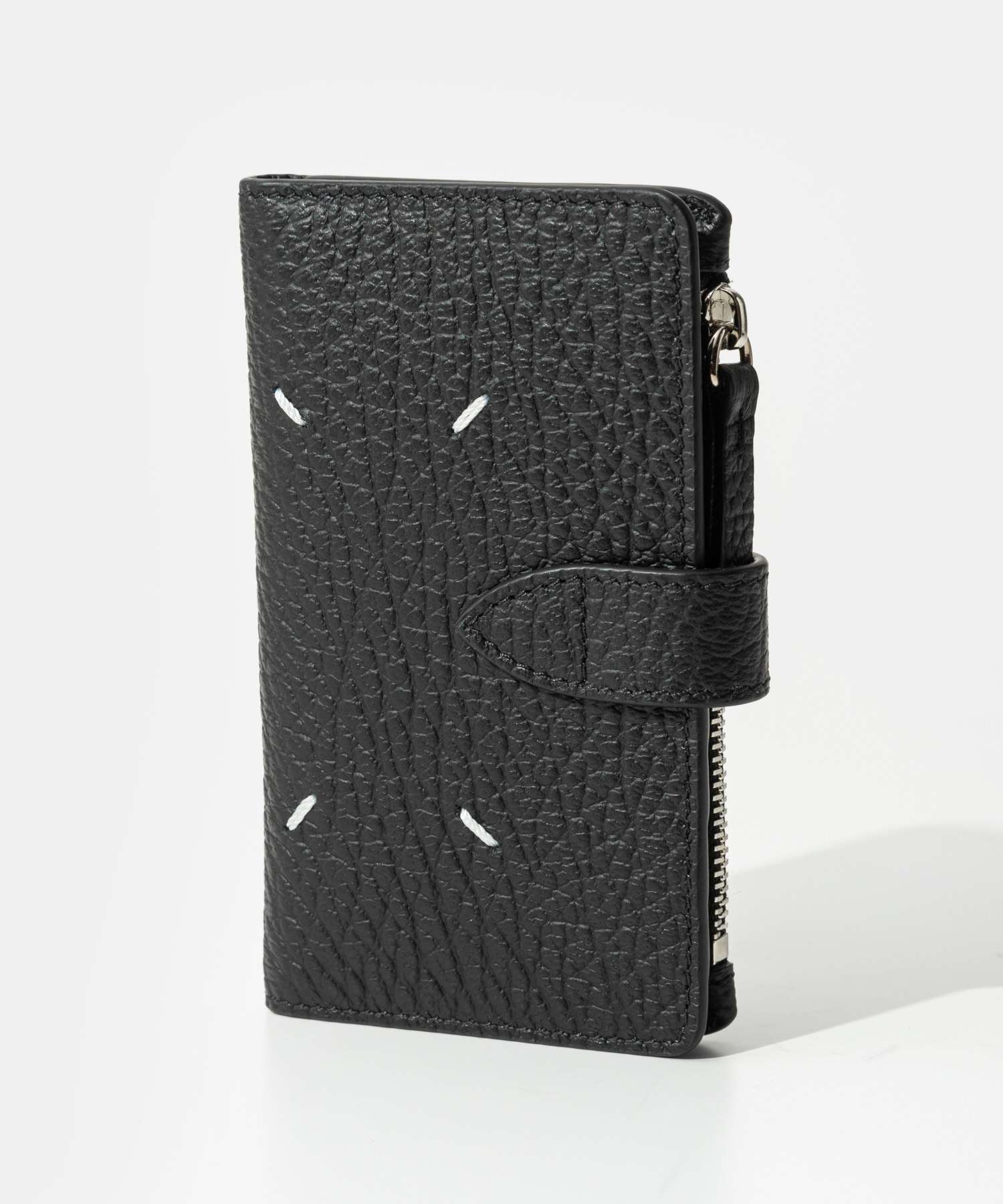 メゾン マルジェラ MAISON MARGIELA メゾン マルジェラ MAISON MARGIELA Small Leather Goods Four stitches zip wallet 4ステッチ SA1VX0019 P4455 （BLACK/ブラック） BLACK/ブラック