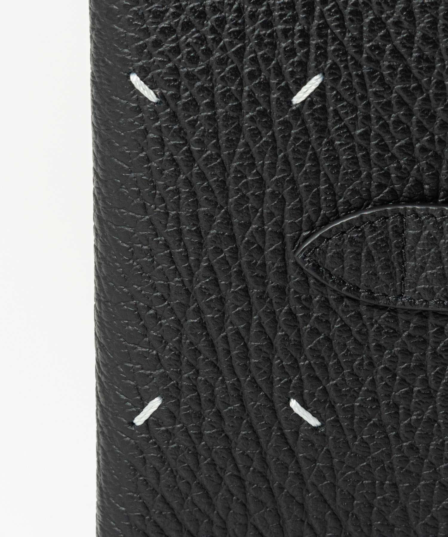 メゾン マルジェラ MAISON MARGIELA メゾン マルジェラ MAISON MARGIELA Small Leather Goods Four stitches zip wallet 4ステッチ SA1VX0019 P4455 （BLACK/ブラック） BLACK/ブラック