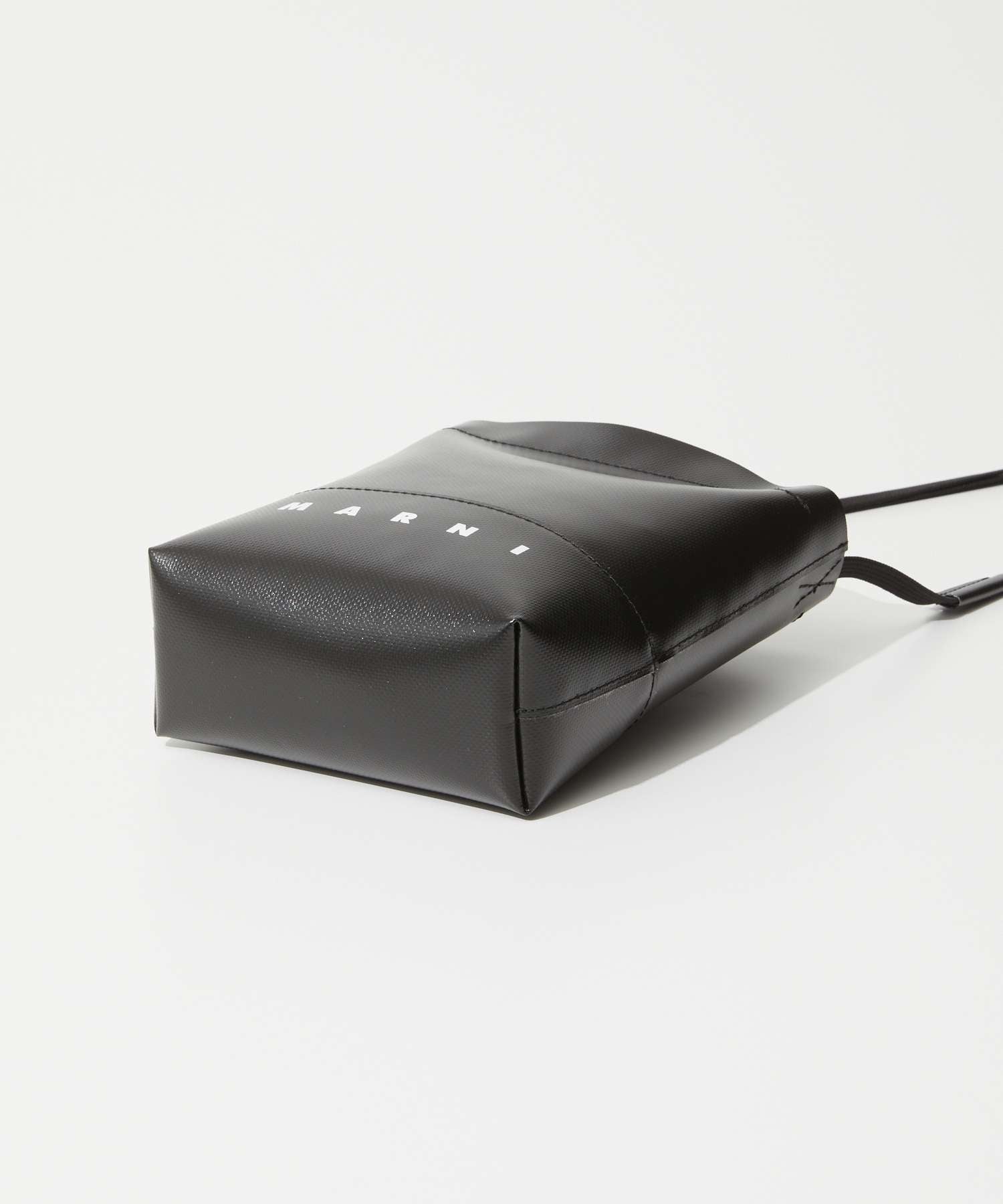 Marni MARNI SBMQ0068A0 P5769 肩背包迷你肩背包