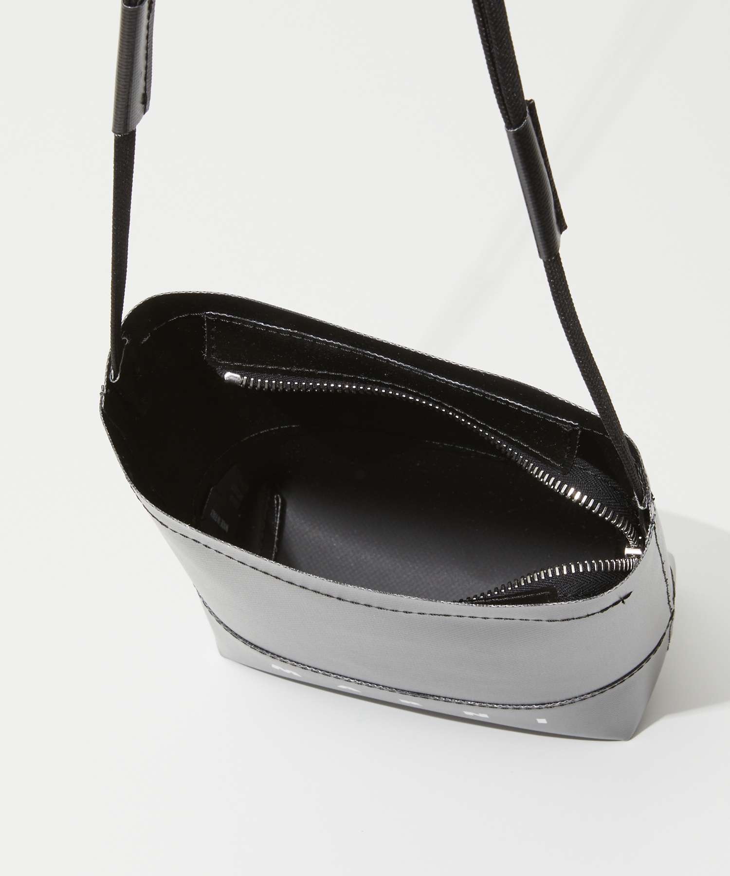 Marni MARNI SBMQ0068A0 P5769 肩背包迷你肩背包