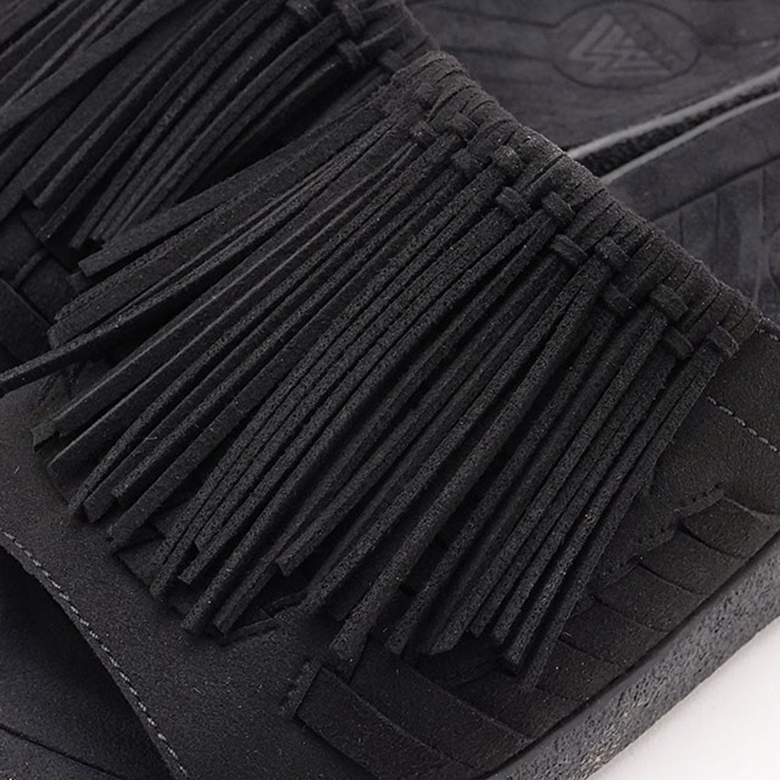 マネブ MANEBU THUNDERBIRD THATCH SLIDE BLACK/BLACK [MS220035] （BLACK/BLACK） BLACK/BLACK