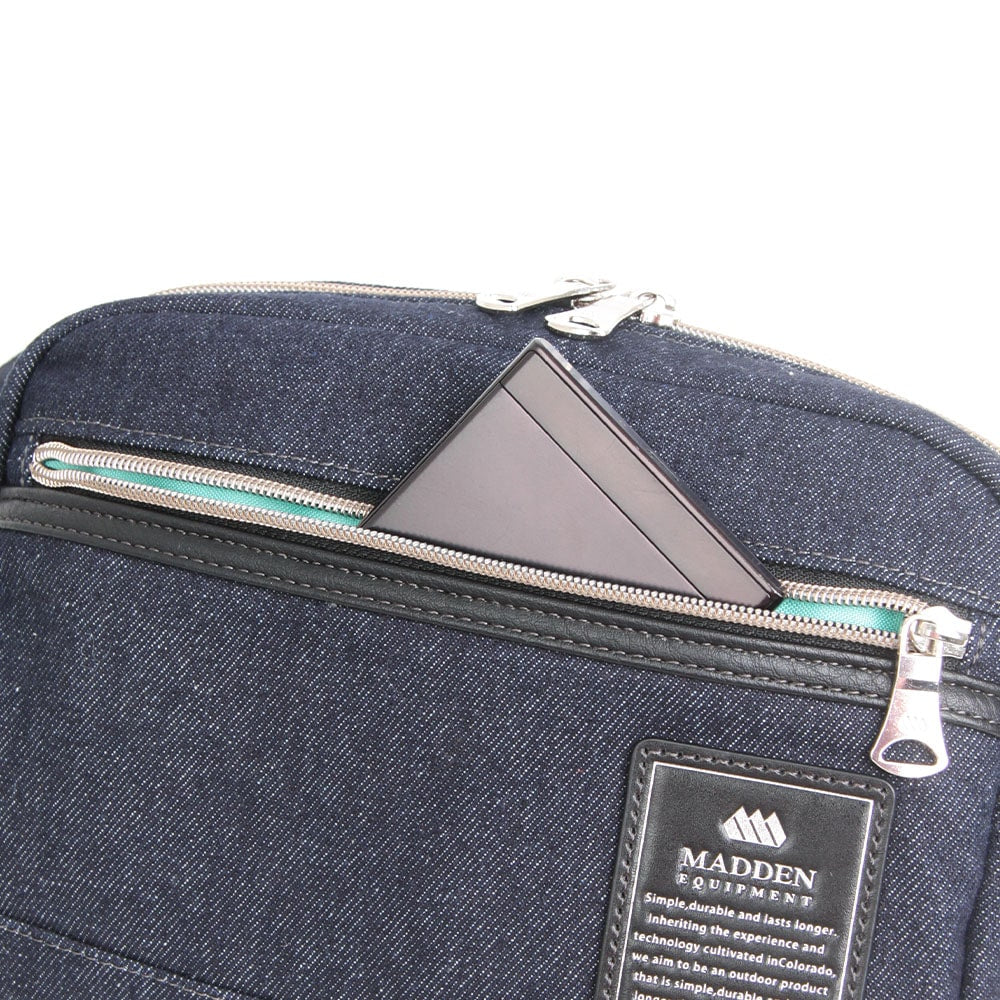 メデン イクイップメント MADDEN EQUIPMENT MAJESTY ショルダーバッグ （コン） コン