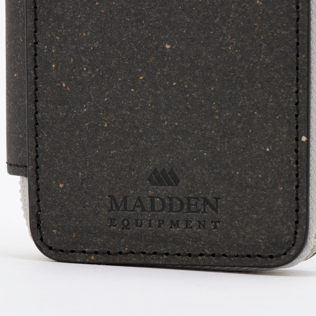 メデン イクイップメント MADDEN EQUIPMENT キーケース （クロ） クロ