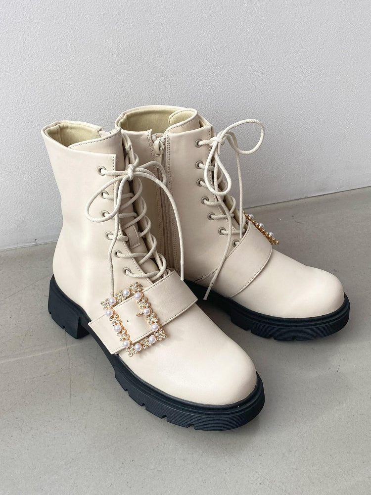 マジェスティックレゴン MAJESTIC LEGON パールバックルレースアップブーツ （ホワイト） ホワイト