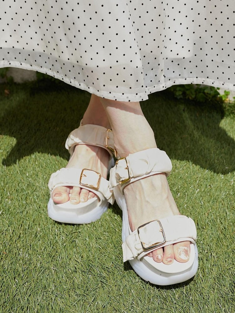 マジェスティックレゴン MAJESTIC LEGON ミルキーソールギャザースポサン （ブラック） ブラック