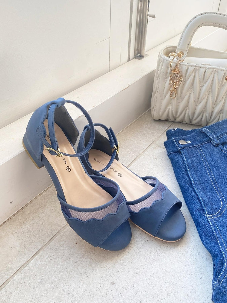 マジェスティックレゴン MAJESTIC LEGON スカラップローヒールサンダル （ネイビー） ネイビー