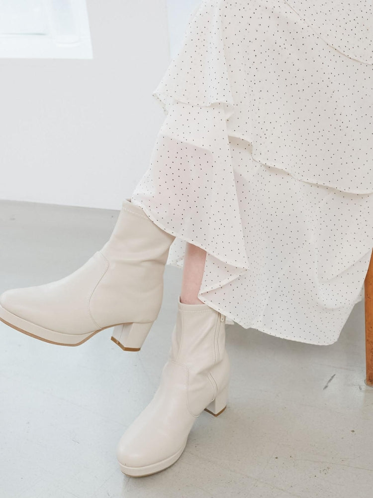 マジェスティックレゴン MAJESTIC LEGON フカフカヒールストレッチブーツ （ブラック） ブラック