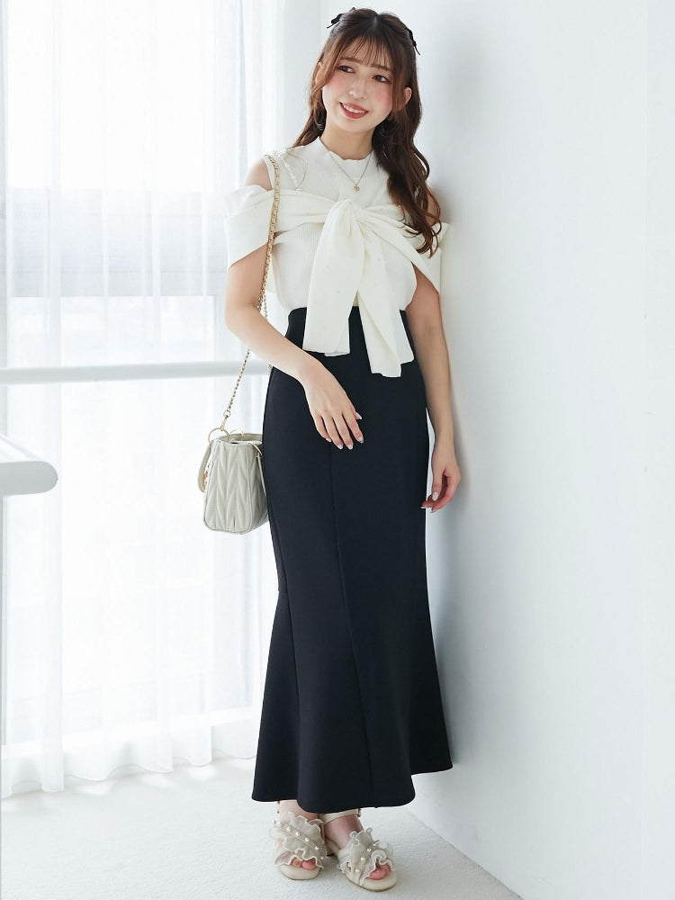 マジェスティックレゴン MAJESTIC LEGON パールチェーンビジューリボンニット （レッド） レッド