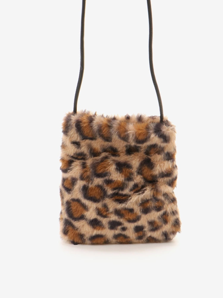 マジェスティックレゴン MAJESTIC LEGON ファーポシェット （グレー） グレー