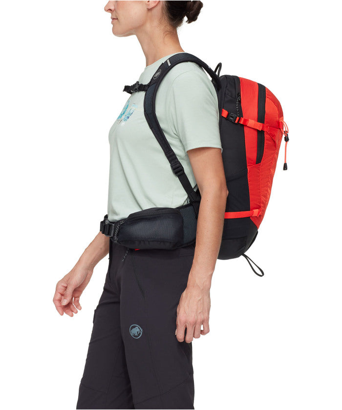 マムート MAMMUT マムート MAMMUT アウトドア リチウム15 レディース Lithium 15 Women リュック バックパック デイパック ザック トレッキング ハイ （3777 MAMMUTRED-BLACK） 3777 MAMMUTRED-BLACK