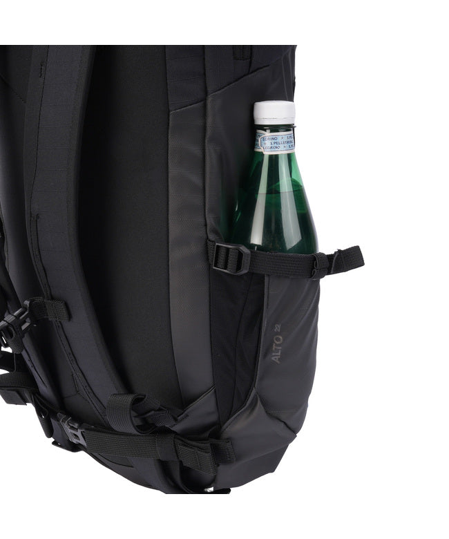 マムート MAMMUT マムート アーバニアリング リュック バックパック B4 22L MAMMUT Urbaneering Alto22 2570-00300 （ブラック0001） ブラック0001