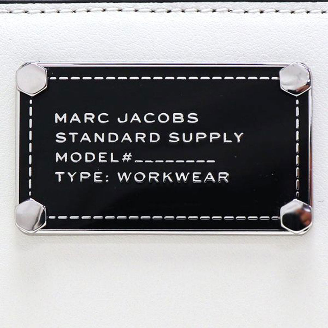 マーク ジェイコブス MARC JACOBS マークジェイコブス 二つ折り財布 レディース MARC JACOBS 4S5SMP005S01 137 （137） 137