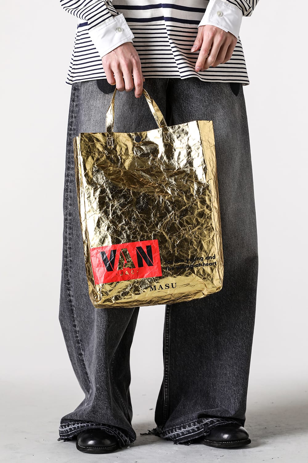 エムエーエスユー MASU MASU X VAN JAC Shopping Bag （Gold） Gold
