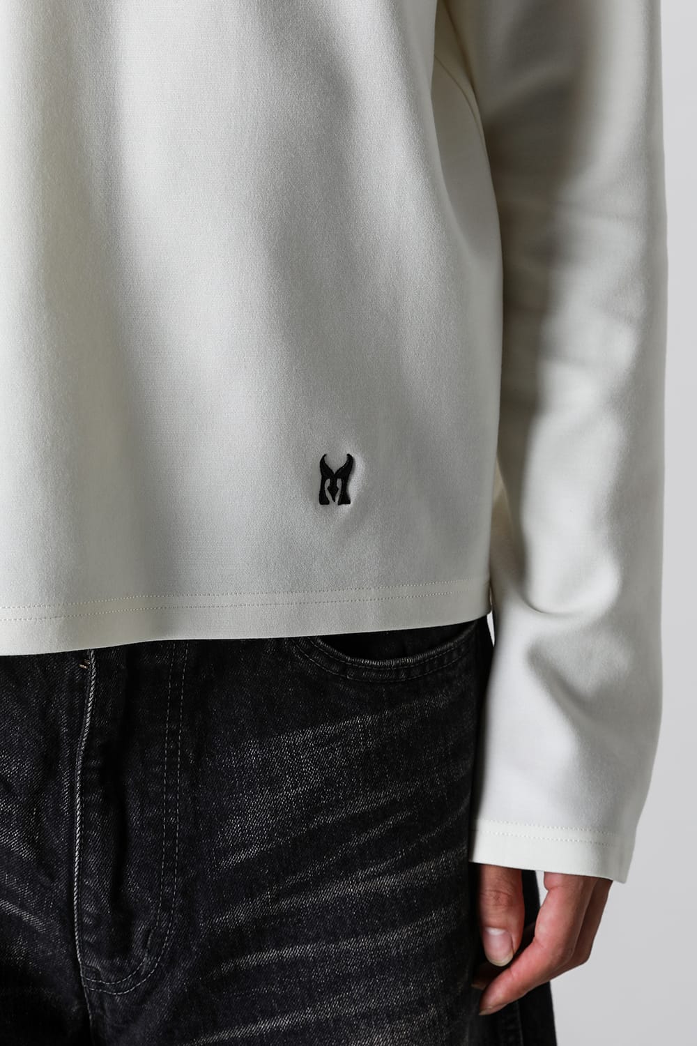 エムエーエスユー MASU Vampire Long Sleeve T-shirt （WHITE） WHITE