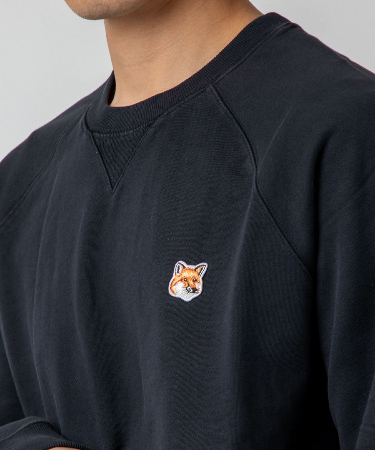 メゾンキツネ MAISON KITSUNE AM00303KM0001 スウェット メンズ フォックスヘッド パッチ クラシック トレーナー FOX HEAD PATCH CLASSIC （ネイビー） ネイビー