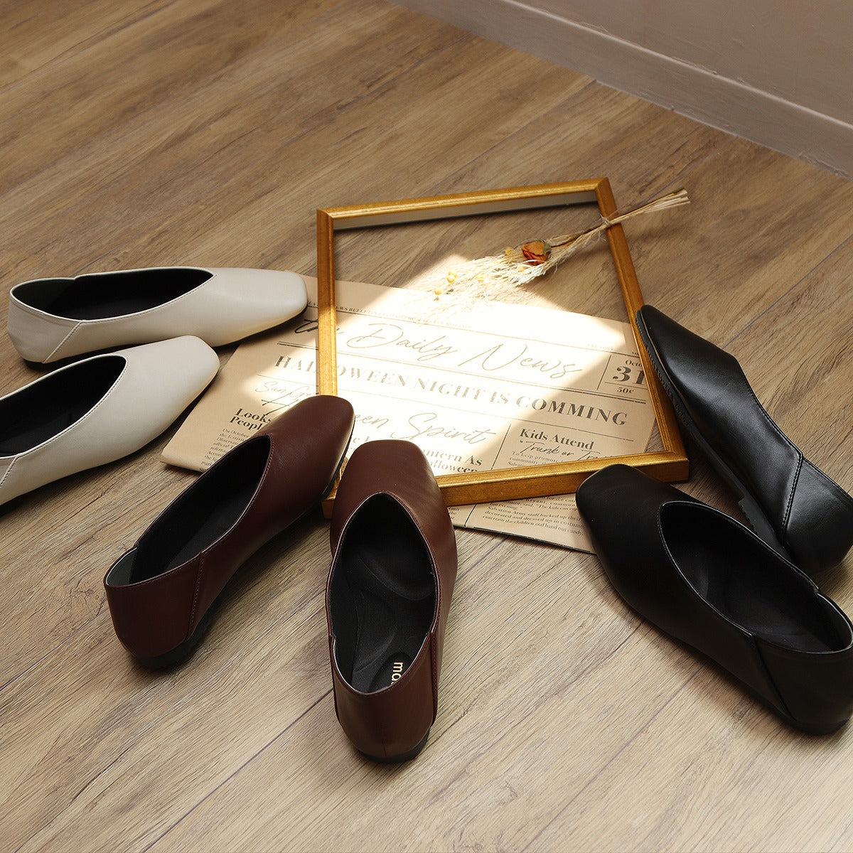 Mashugirl masyugirl [4E wide/large size] Square toe V-cut flat pumps