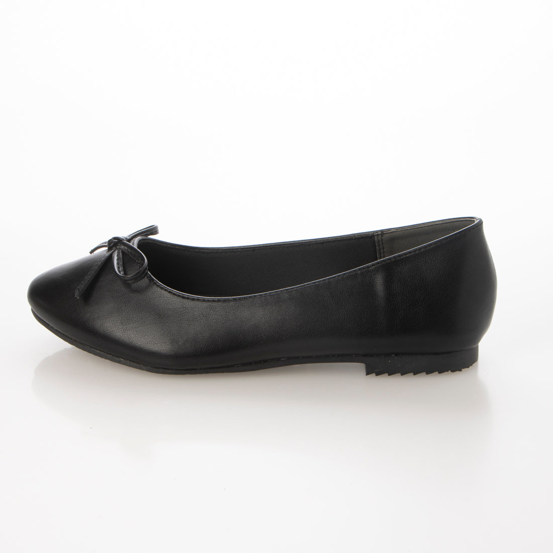 Mashugirl [4E wide/large size] Round toe flat ballet shoes with ribbon