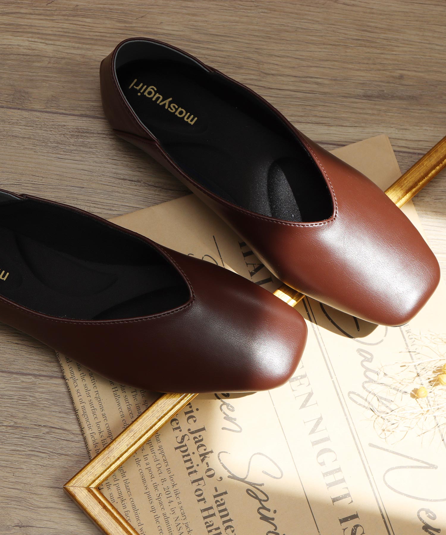 Mashugirl masyugirl [4E wide/large size] Square toe V-cut flat pumps