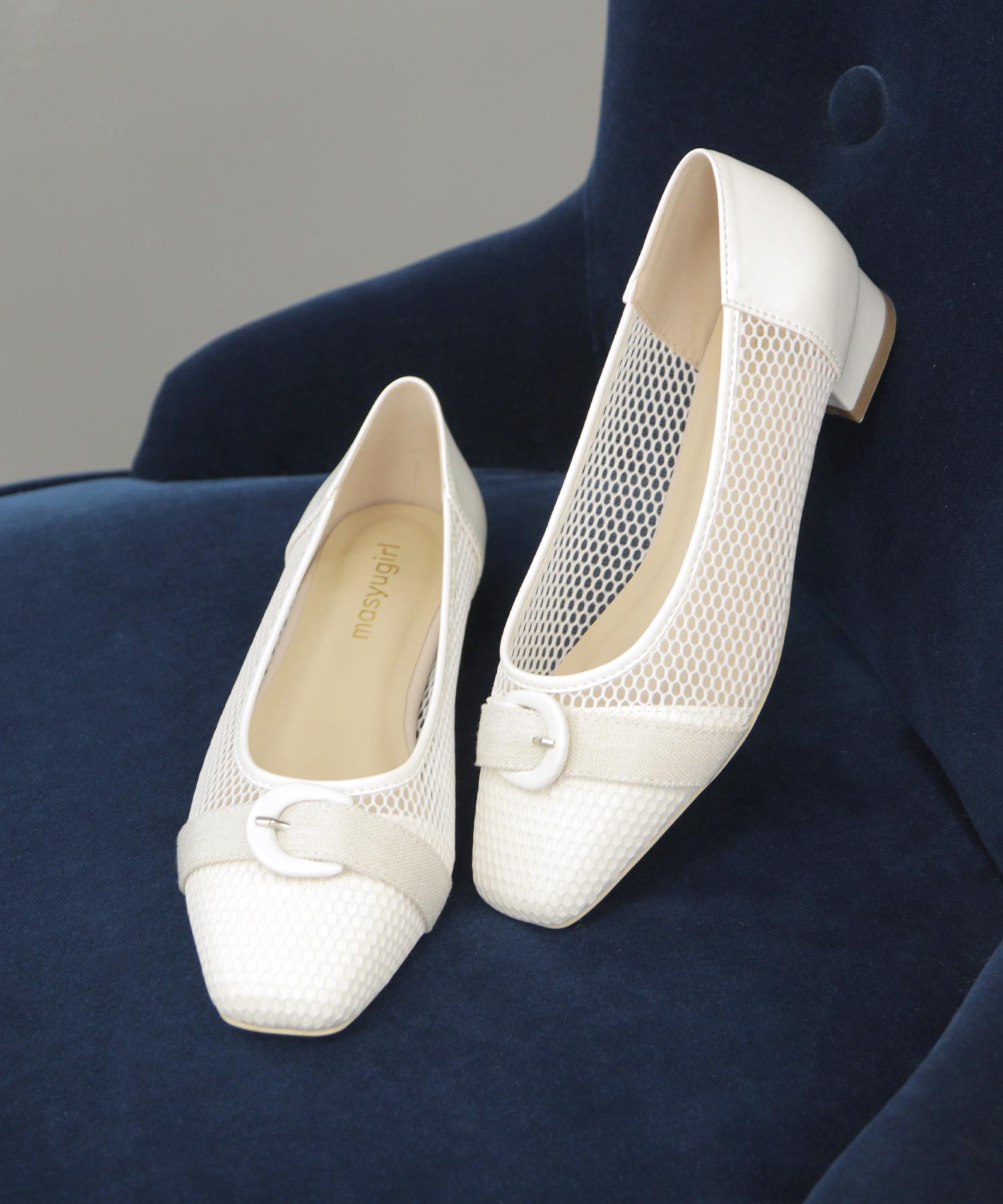 Mashugirl masyugirl [4E wide/large size] 2.5cm heel mesh pumps