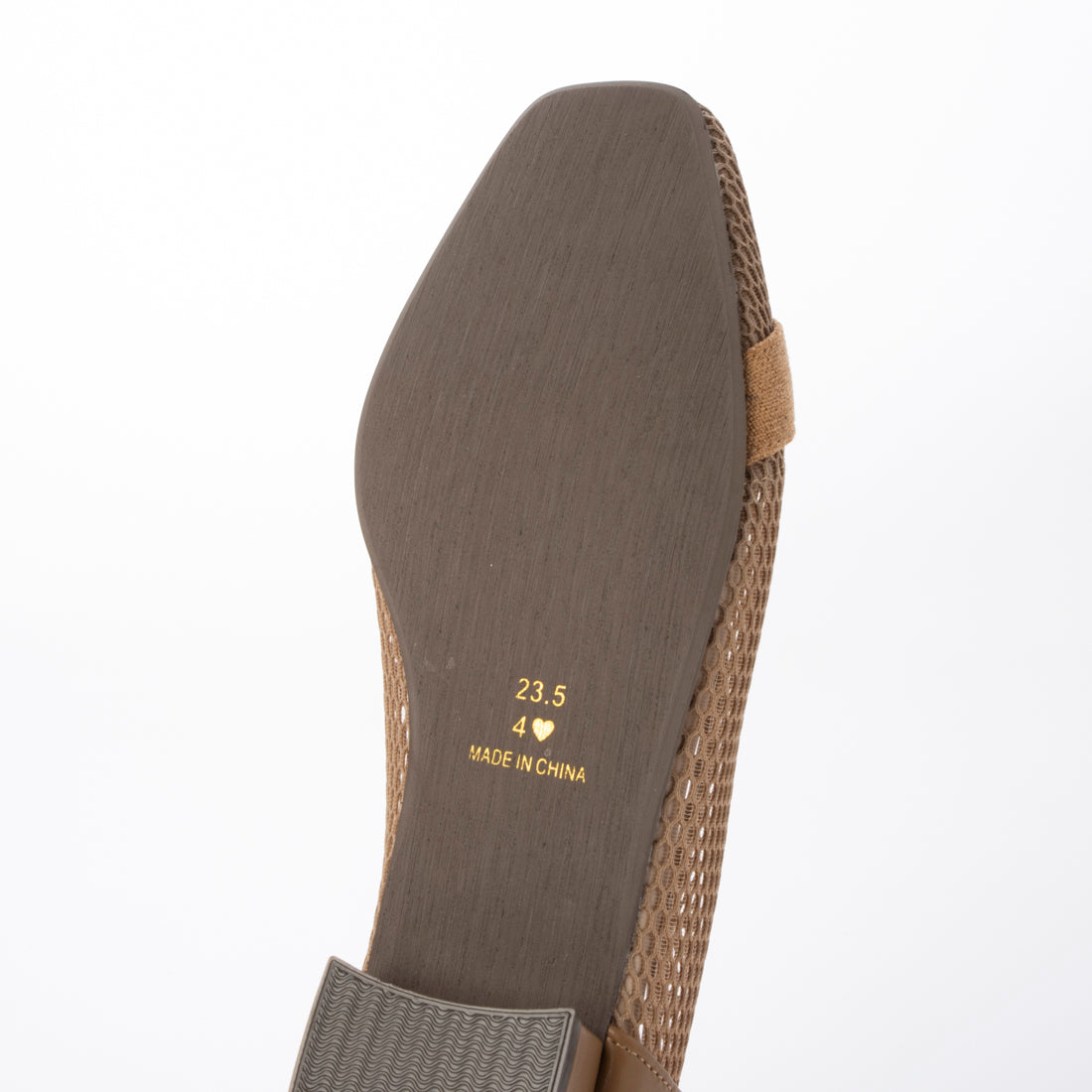 Mashugirl masyugirl [4E wide/large size] 2.5cm heel mesh pumps