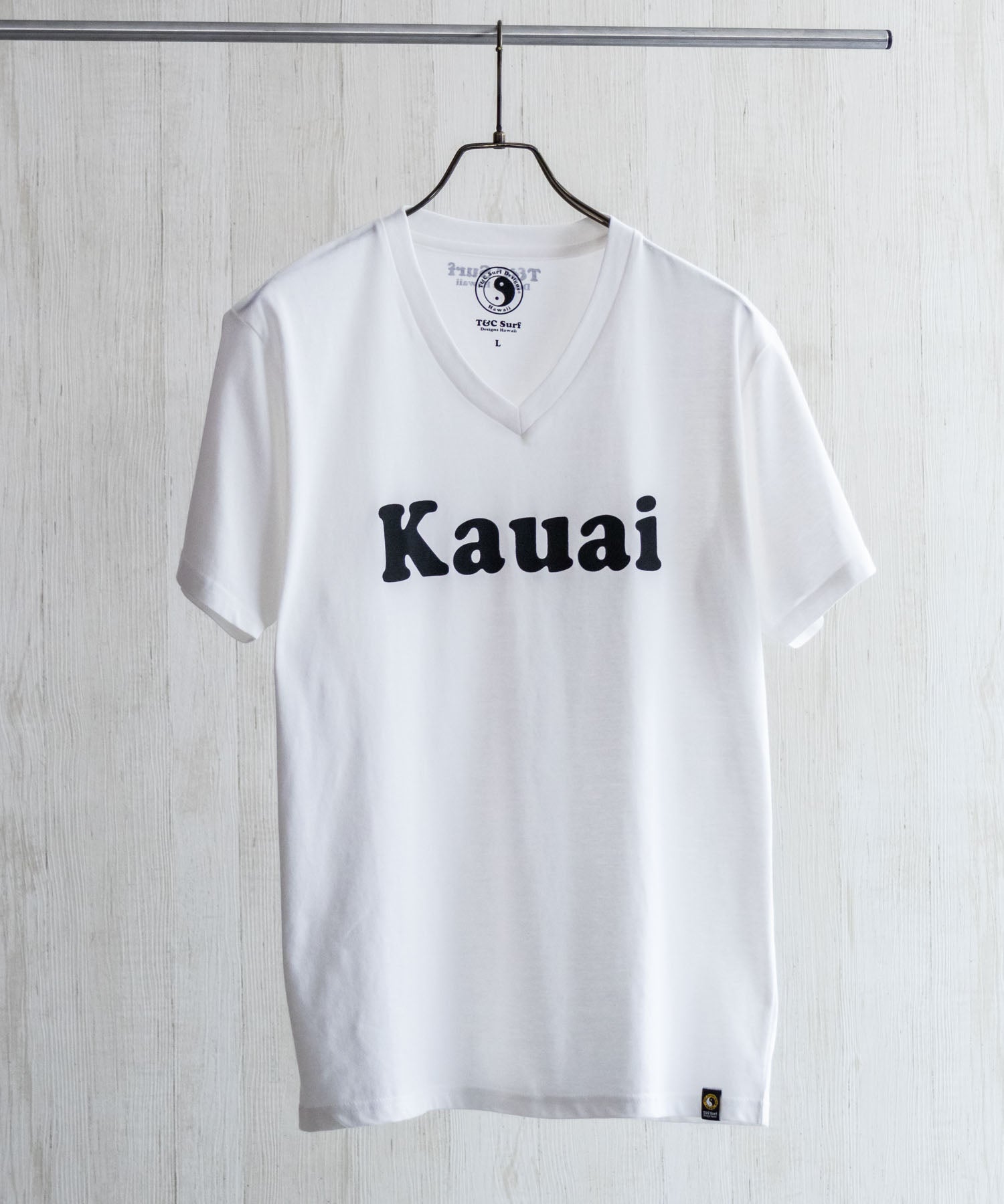 Mac-House T&C Surf Designs Hawaii V-Neck Short Sleeve T-Shirt QMH/03927SS
