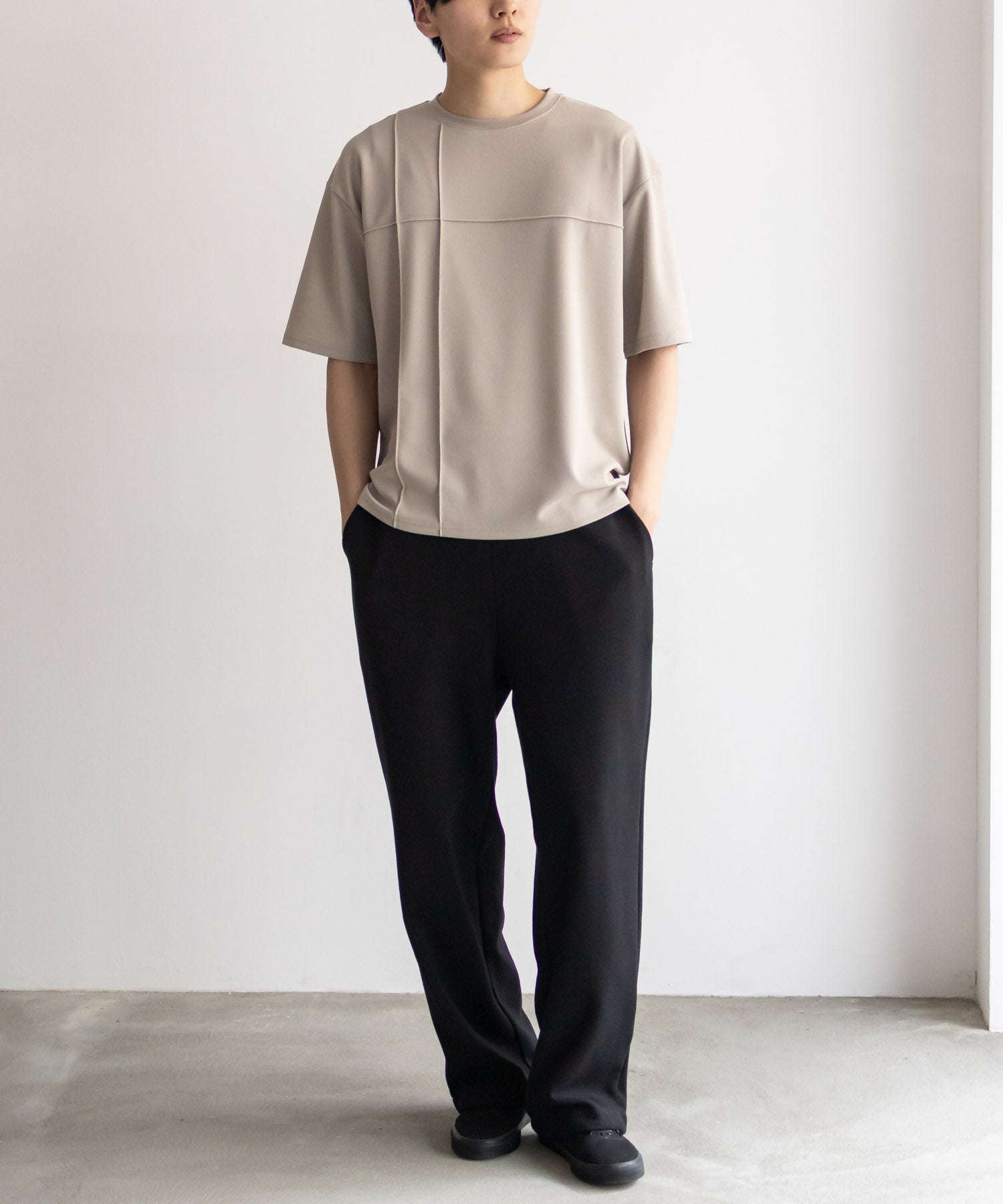 マックハウス Mac-House AIR Smoosy カットジョーゼットピンタックテーパードTシャツ （ブラック） ブラック