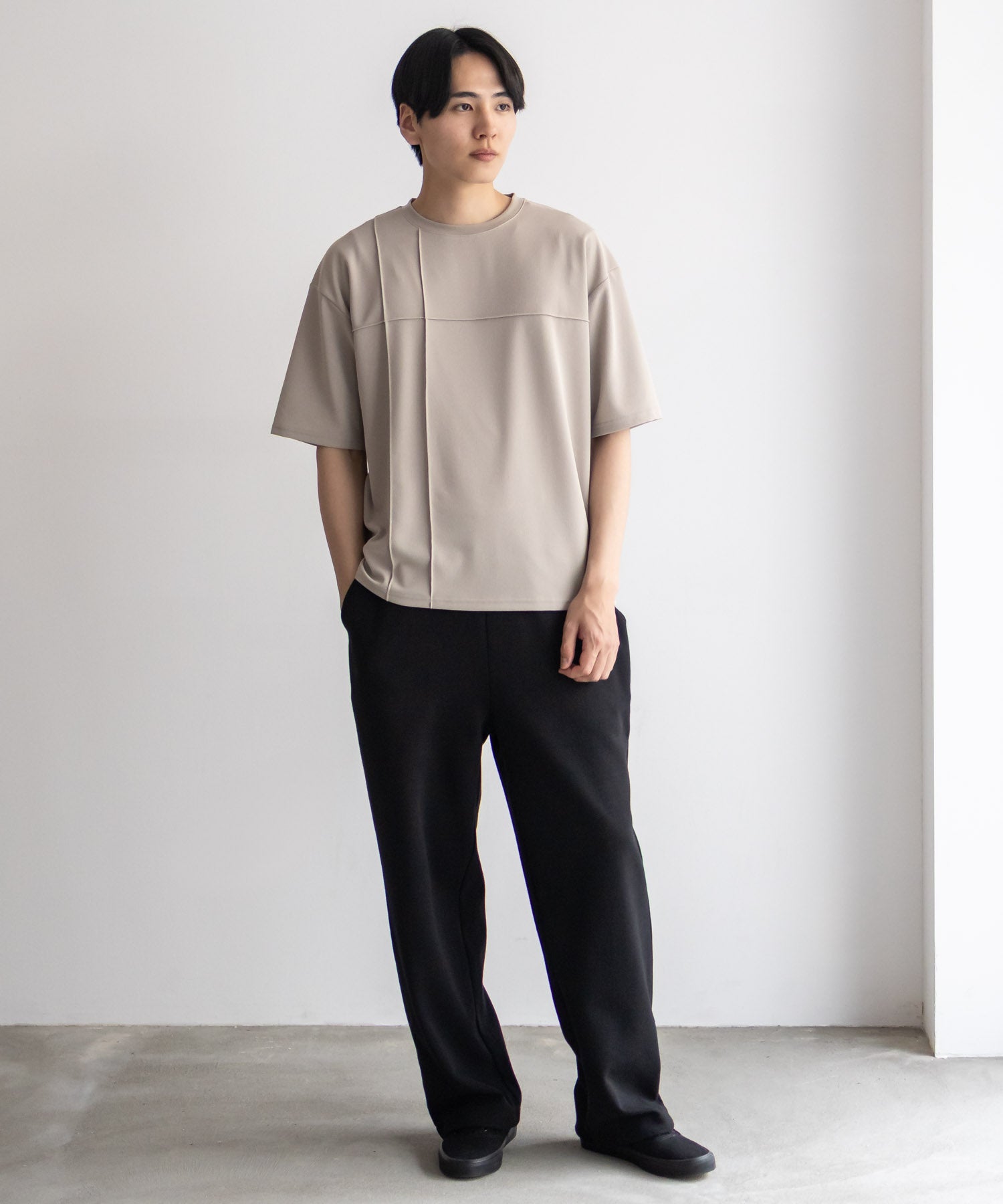 マックハウス Mac-House AIR Smoosy カットジョーゼットピンタックテーパードTシャツ （ブラック） ブラック