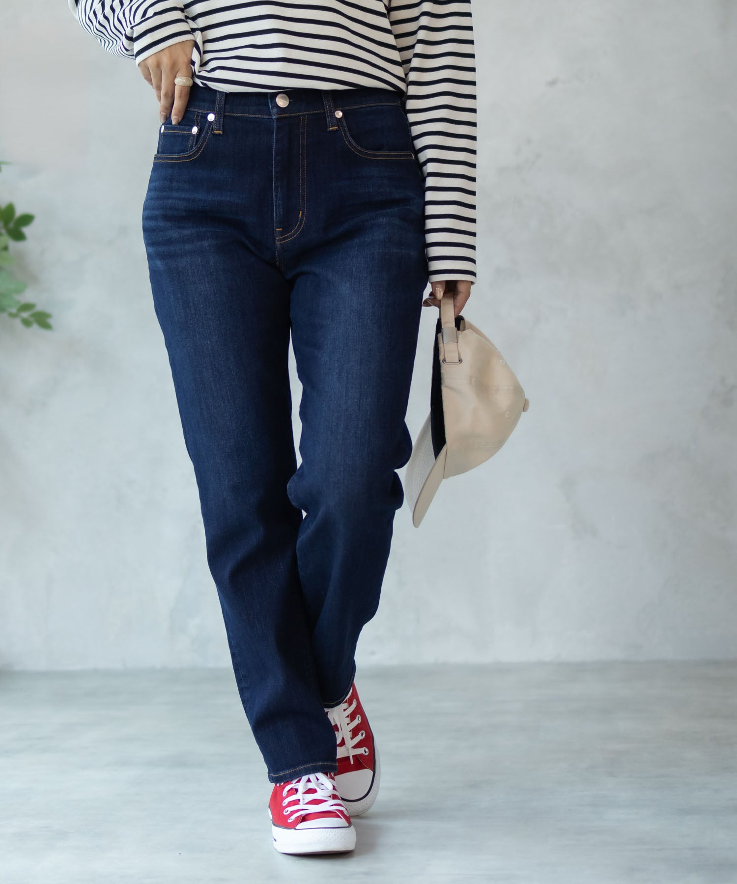 麥克豪斯 Mac-House NAVY 藏青色 每天都想穿的牛仔褲「我的牛仔褲」 鉛筆褲 NVーNーW010