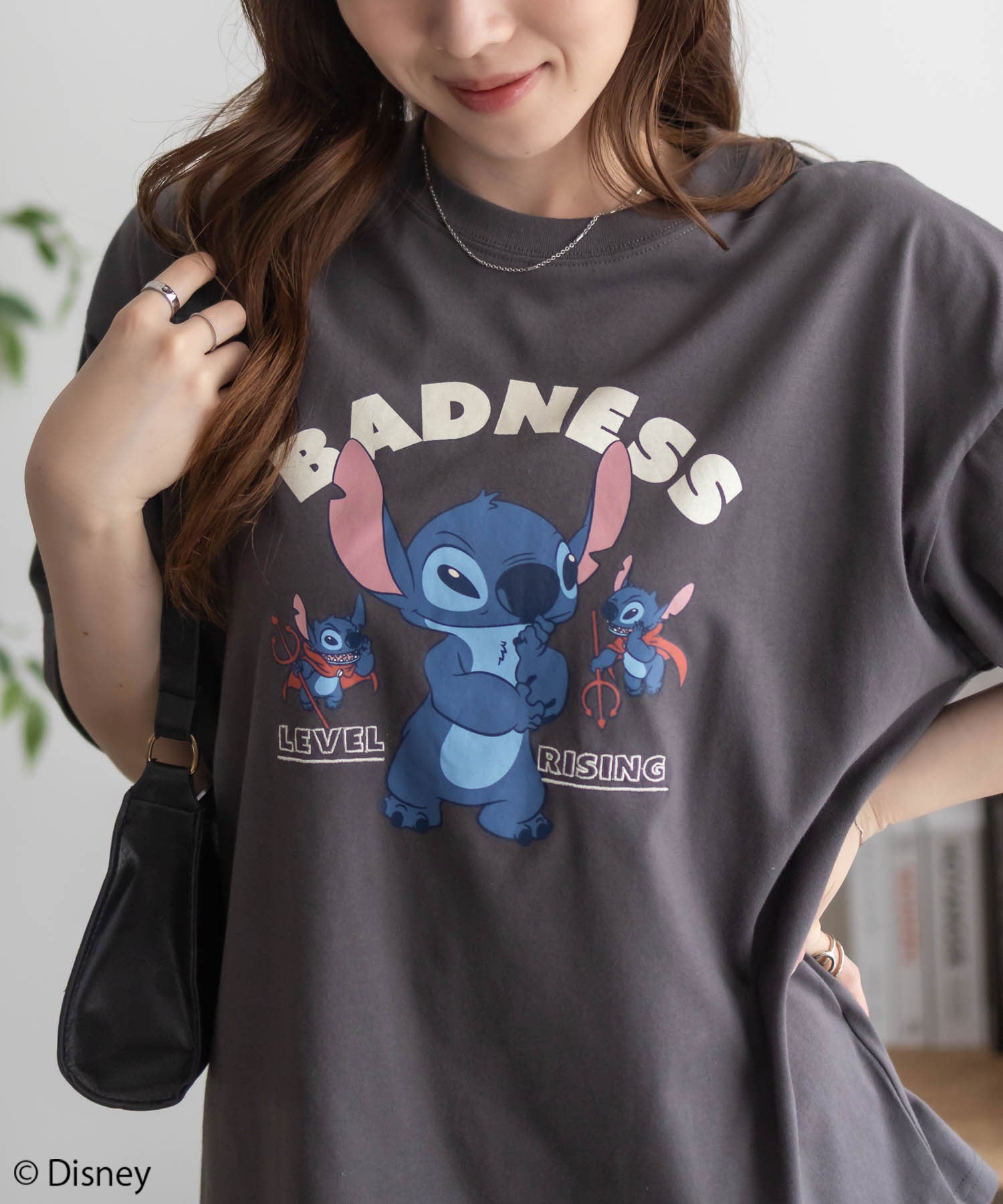 マックハウス Mac-House Disney スティッチ / プリント刺繍Tシャツ （スミクロ） スミクロ