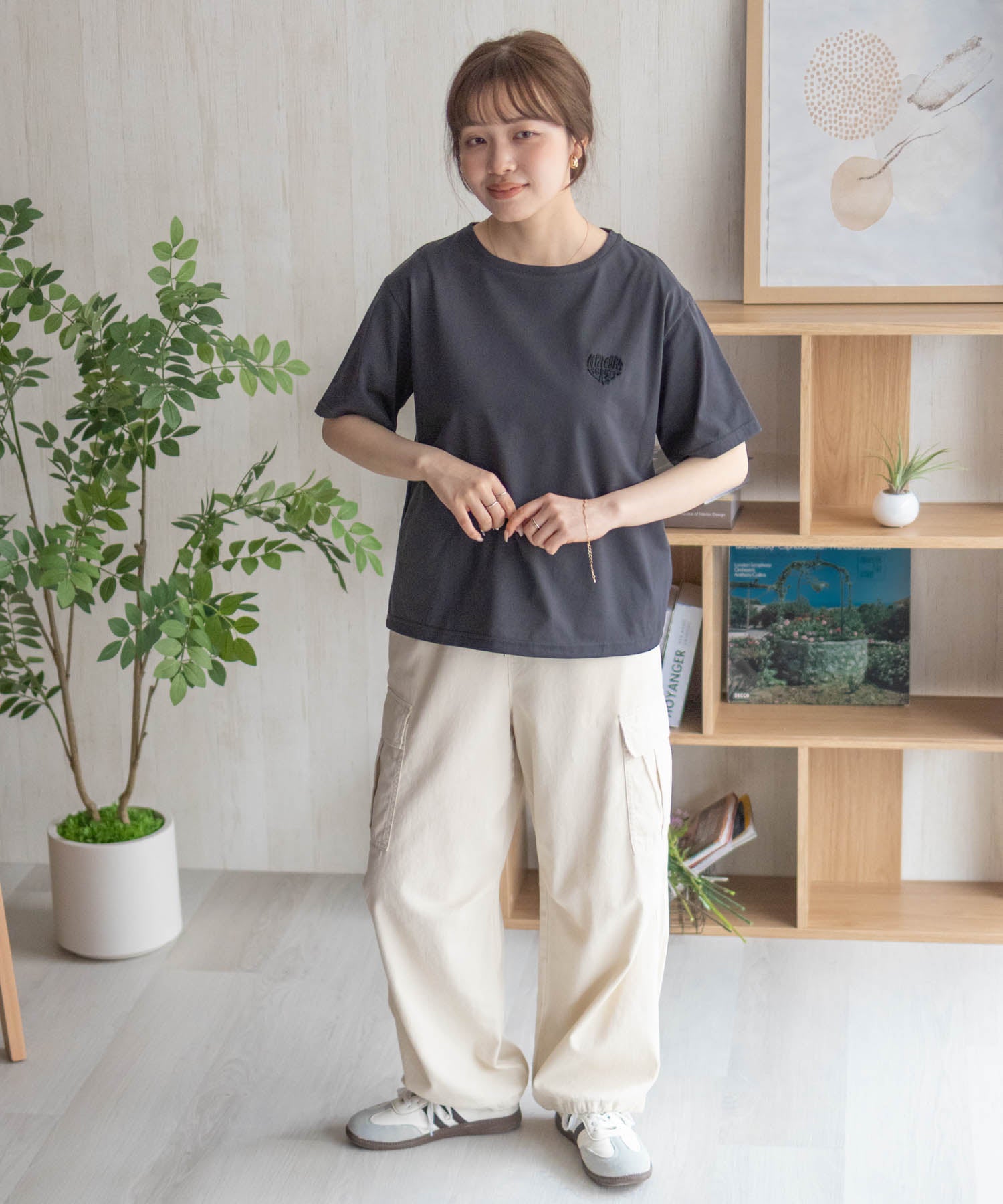 マックハウス Mac-House nAvy ハートロゴ刺繍Tシャツ （チャコール） チャコール