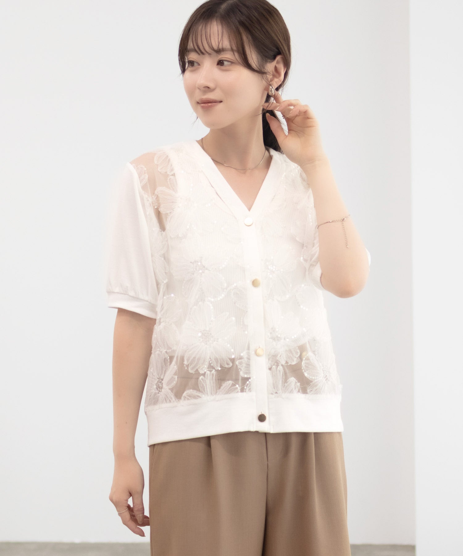 マックハウス Mac-House フラワーチュールハーフスリーブカーディガン （オフホワイト） オフホワイト