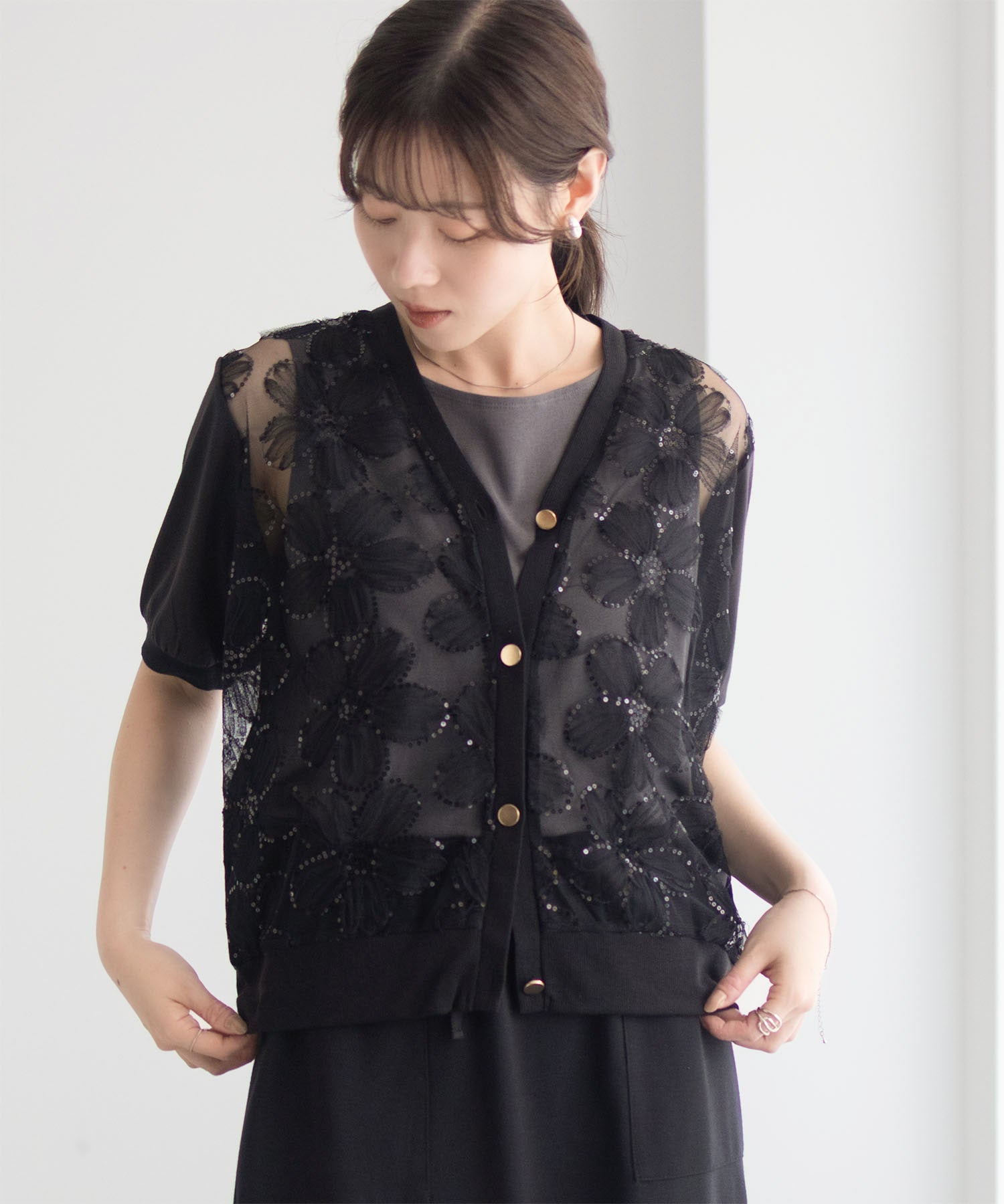 マックハウス Mac-House フラワーチュールハーフスリーブカーディガン （オフホワイト） オフホワイト