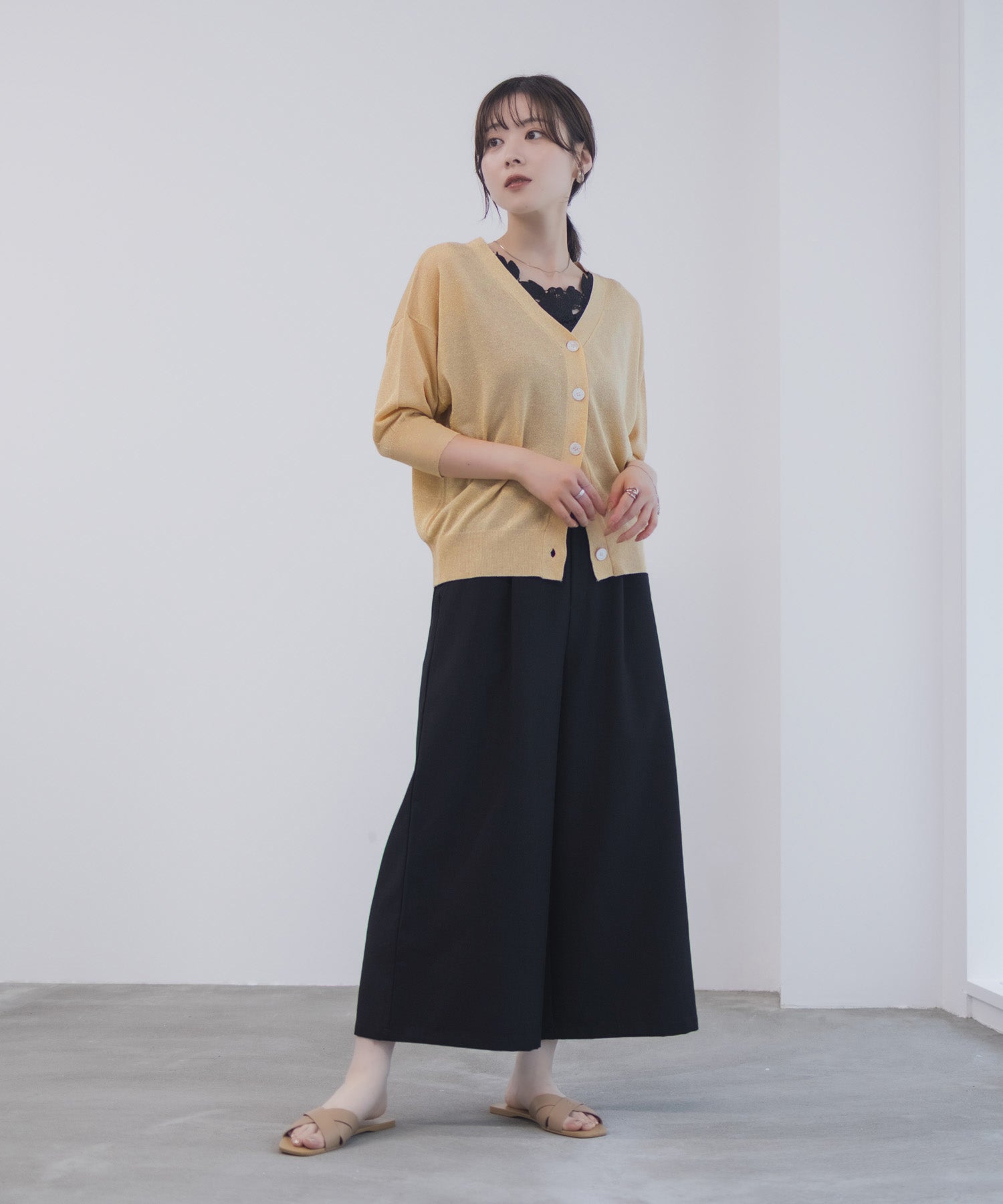 マックハウス Mac-House 釦付きワイドクロップドパンツ （ブラック） ブラック