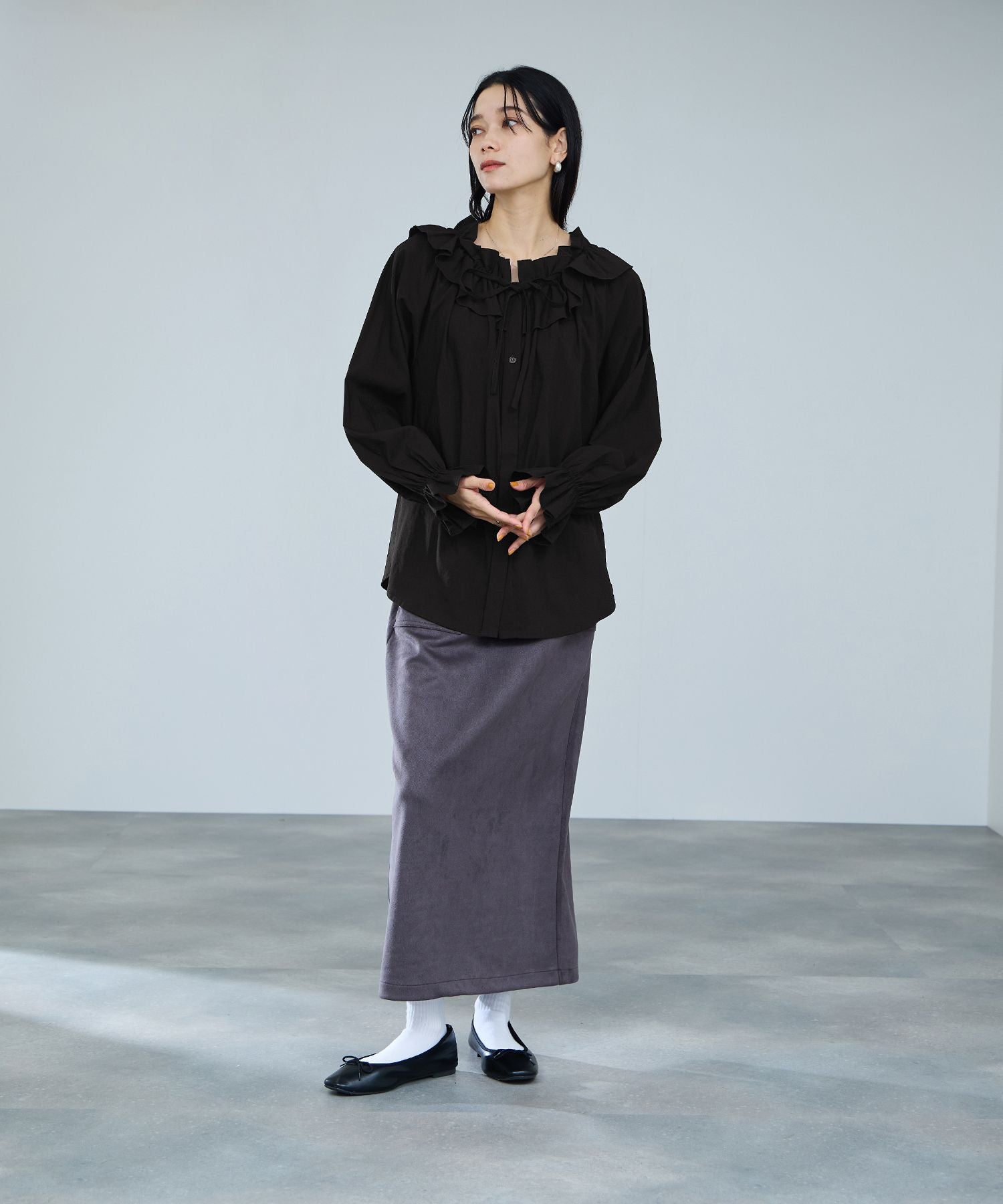 マックハウス Mac-House フリルネックボウタイブラウス （ブルー） ブルー