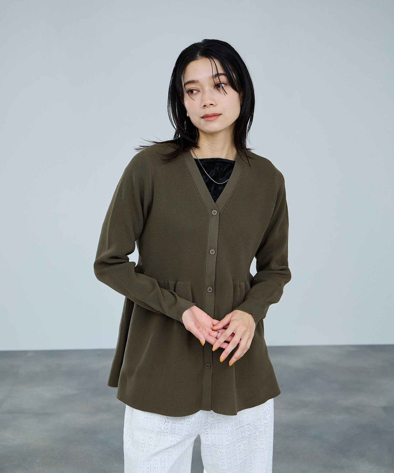 マックハウス Mac-House ソフトレッチペプラムカーディガン （カーキ） カーキ