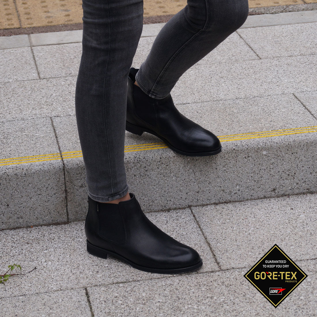 [GORE-TEX] Madras Walk Side gore boots made of high-quality leather MWL1106