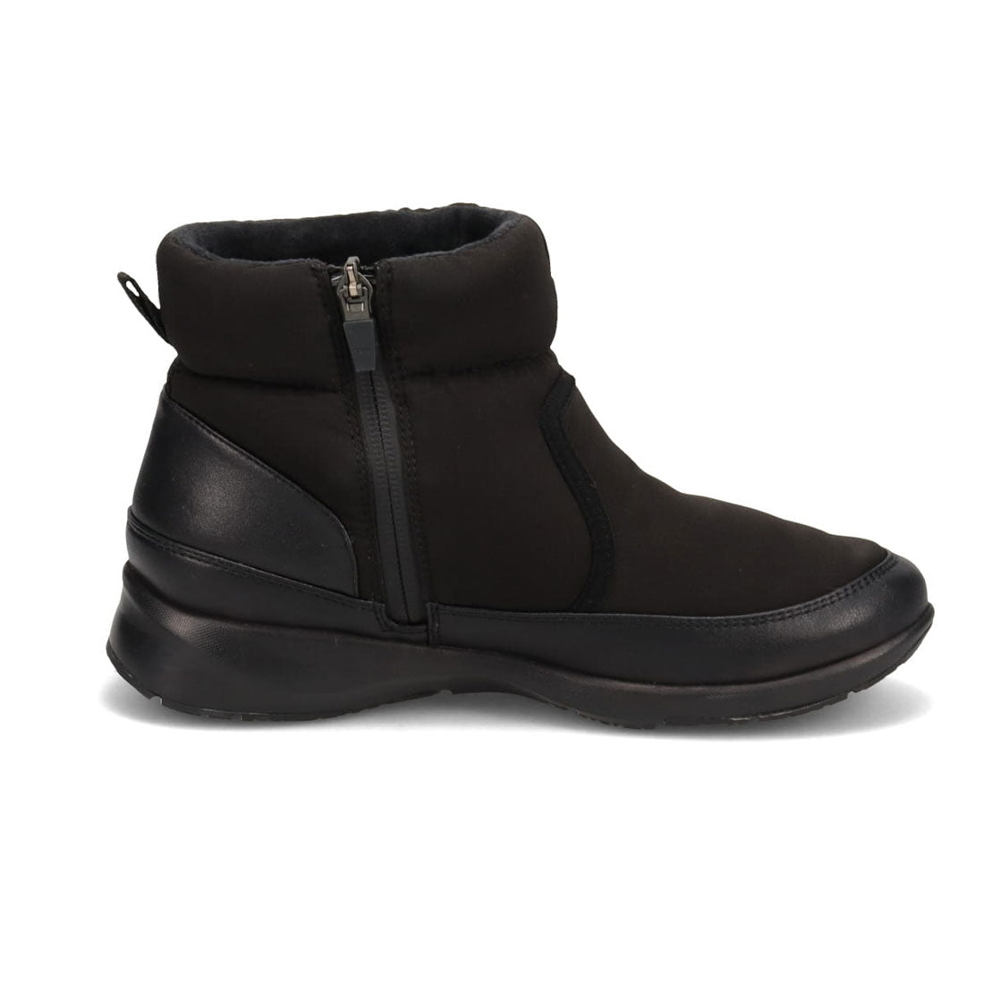 Madras Walk [GORE-TEX] Gore-Tex casual boots with a sporty, cold-weather feel MWL2222