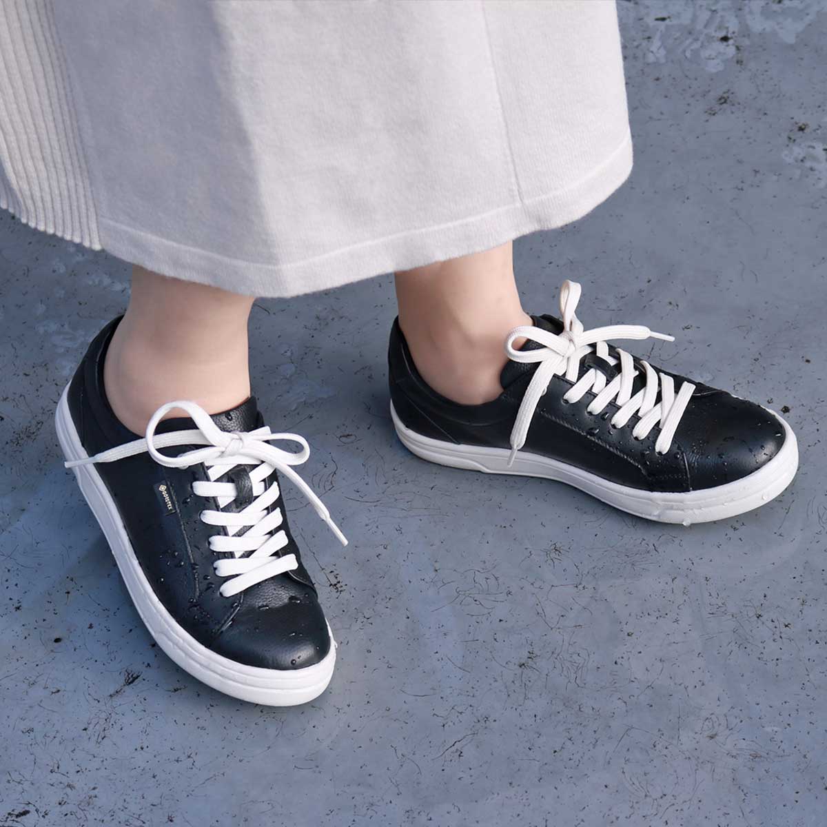 Madras Walk Coat Sneakers MWL1022, upgraded to more comfortable leather than GORE-TEX, gray