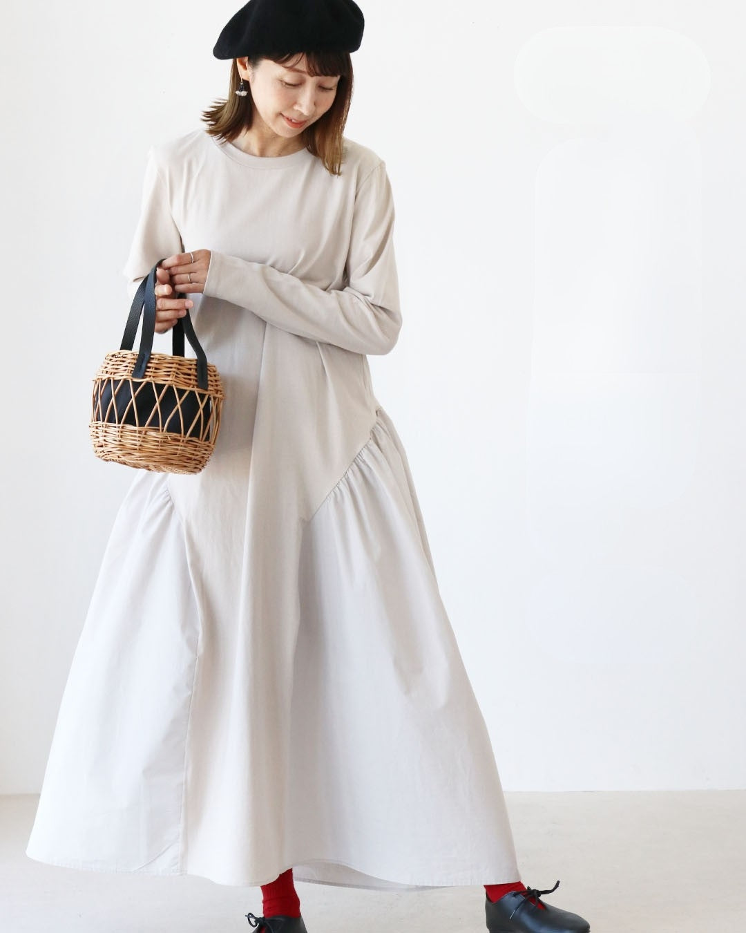 サンポクシェル sanpo kuschel 斜め切り替えでふんわり、大人ワンピ （ベージュ） ベージュ