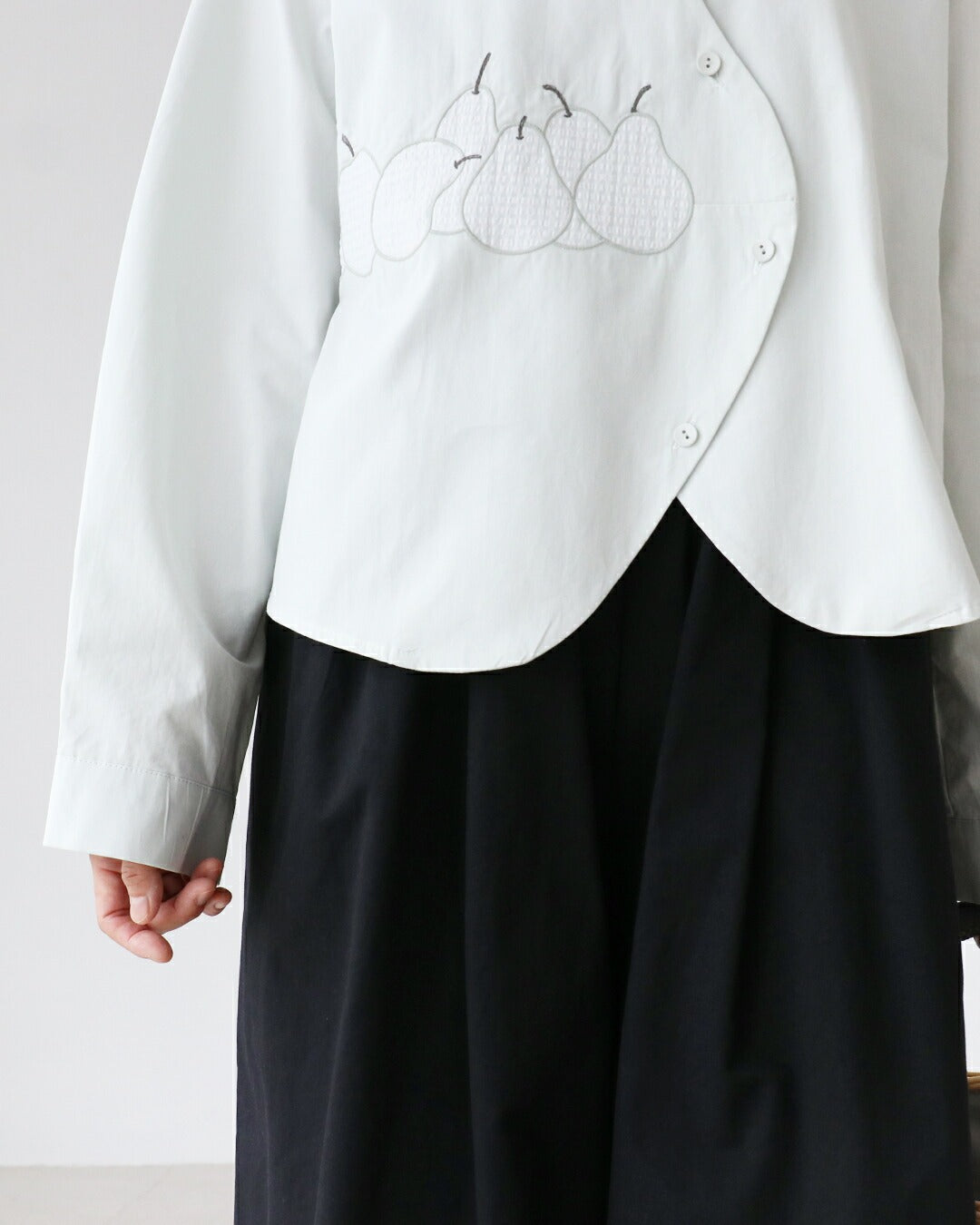 サンポクシェル sanpo kuschel 洋ナシ刺繍シャツ （ミント） ミント