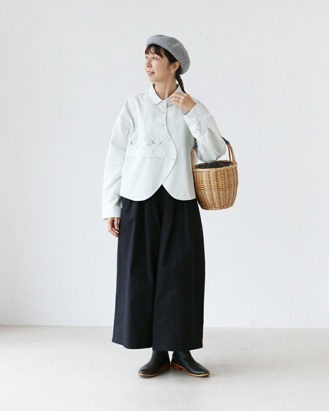 サンポクシェル sanpo kuschel 洋ナシ刺繍シャツ （ミント） ミント