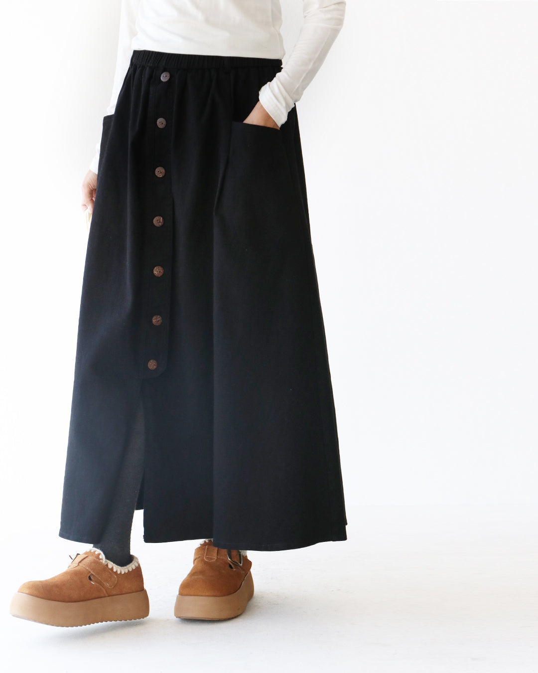 サンポクシェル sanpo kuschel ストレッチ生地で走れるスカート （ブラック） ブラック