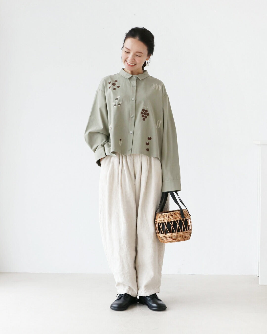 サンポクシェル sanpo kuschel たべもの刺繍シャツ （グリーン） グリーン