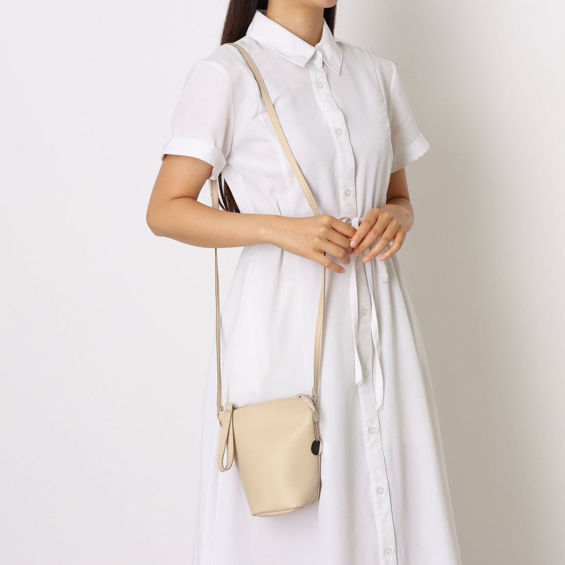 モーヴ mauve バケツ型スマホショルダー （グレージュ） グレージュ