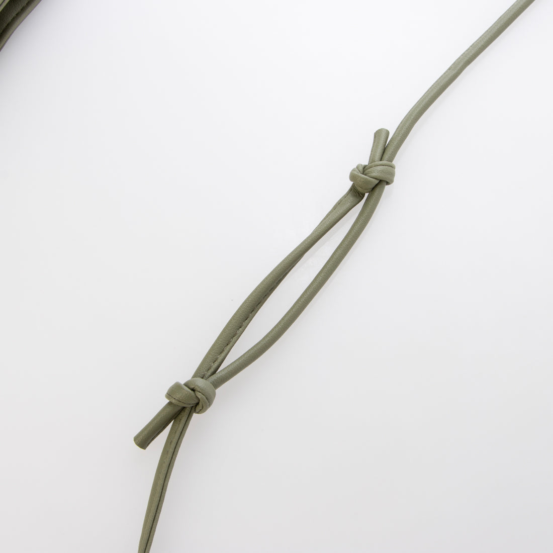 モーヴ mauve シンプル巾着スマホショルダー （カーキ） カーキ