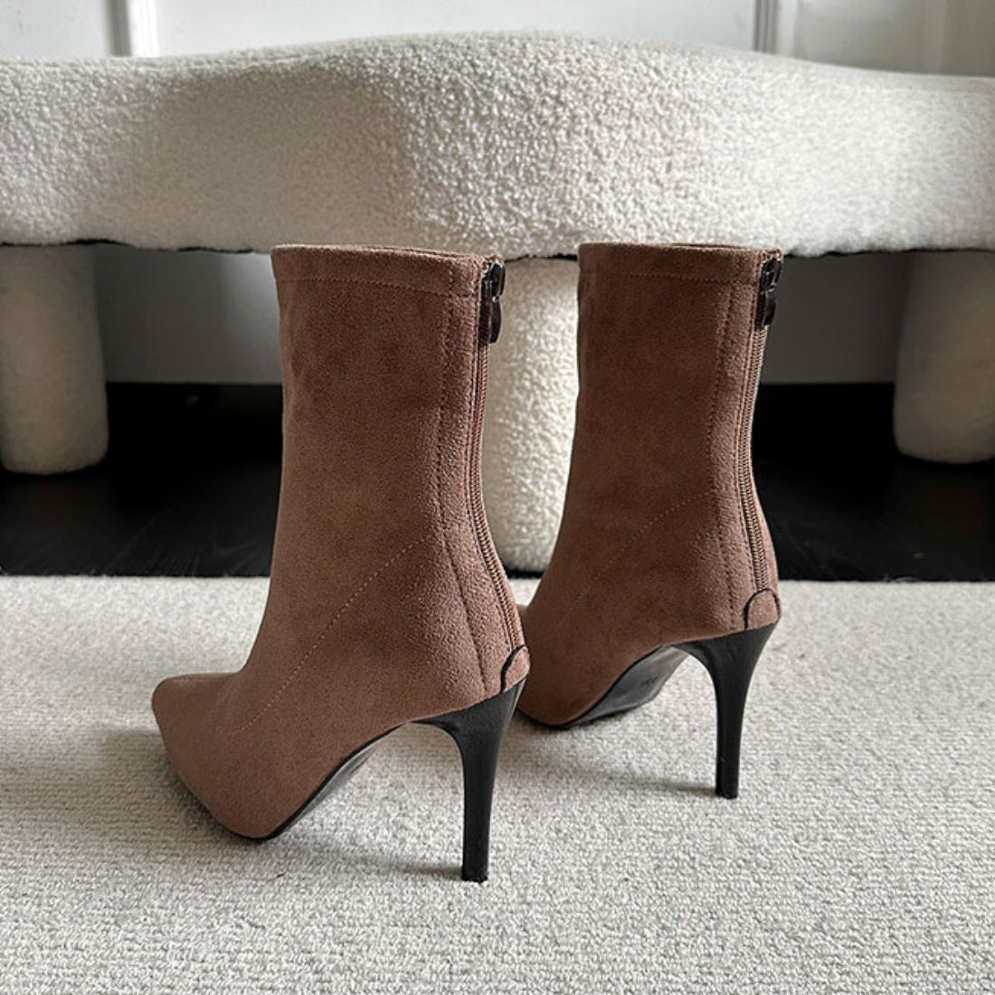 メゾンドラティール maison de LATIR 美シルエットの定番ショートブーツ ミュールパンプス