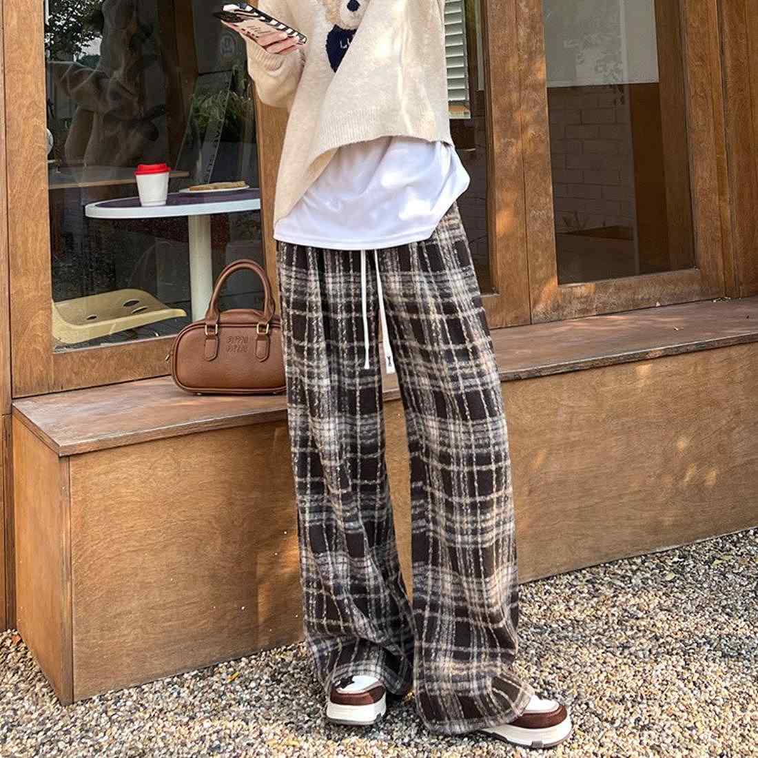 maison de LATIR Warm and Comfortable Checkered Wide Pants