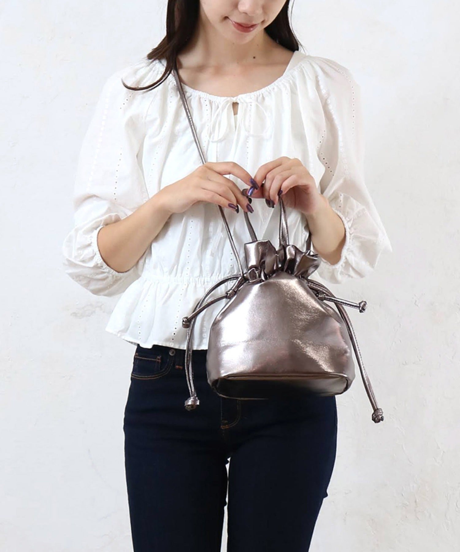 マガジンデモードシュシュ MAGASIN DE MODE Chou Chou メタリック巾着2wayショルダー （シルバー） シルバー