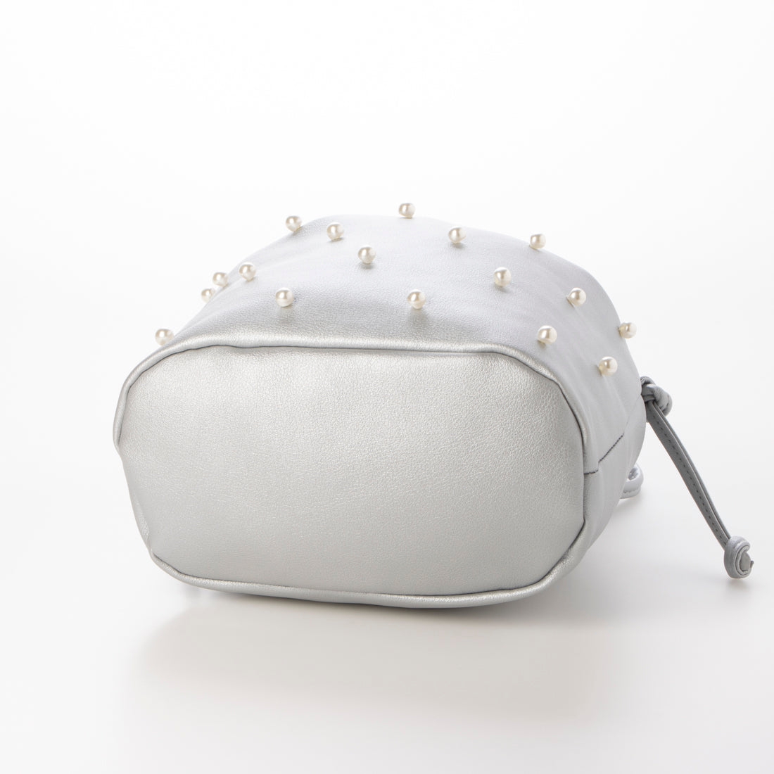マガジンデモードシュシュ MAGASIN DE MODE Chou Chou パール巾着2WAYショルダー （シルバー） シルバー