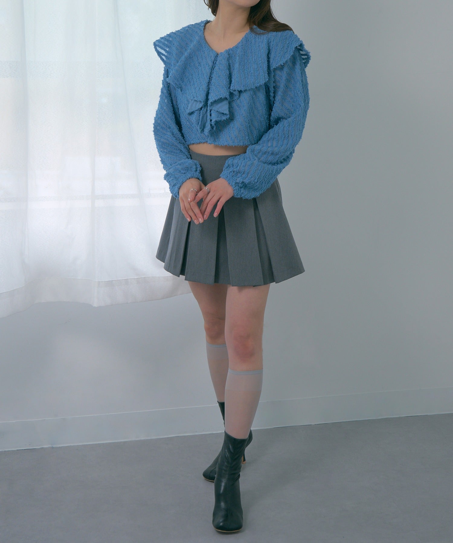 マガジンデモードシュシュ MAGASIN DE MODE Chou Chou シアー ミニフリンジジャガード クロップドブラウス XNN （ブルー） ブルー